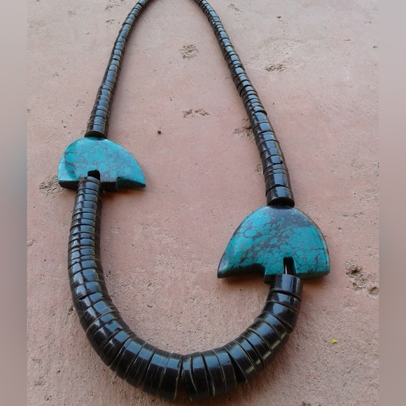 Sterling Silver graduated vintage heishe fetish Bear necklace - Picture 6 of 16